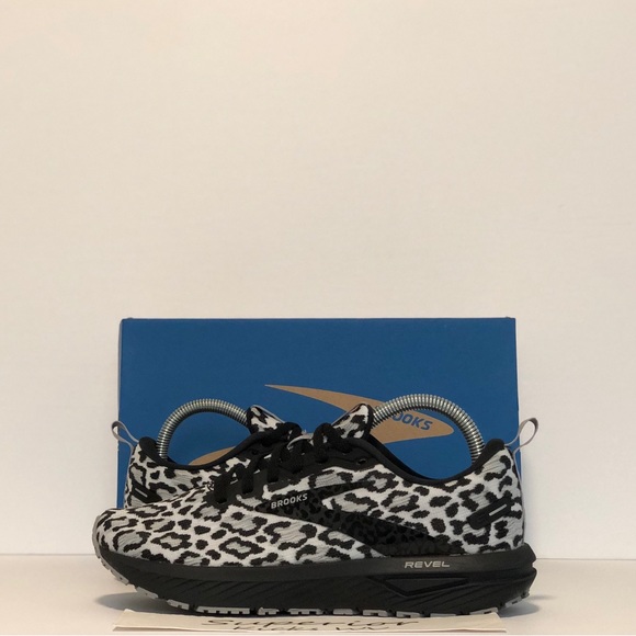 Brooks Revel Brooks Black Cheetah Shoes NEW Brooks Revel Snow